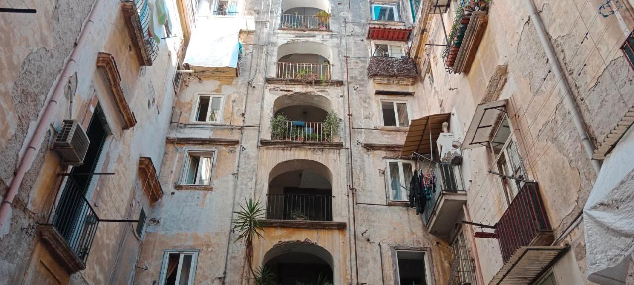 La Dimora Di Toto Hotel Nápoly Kültér fotó